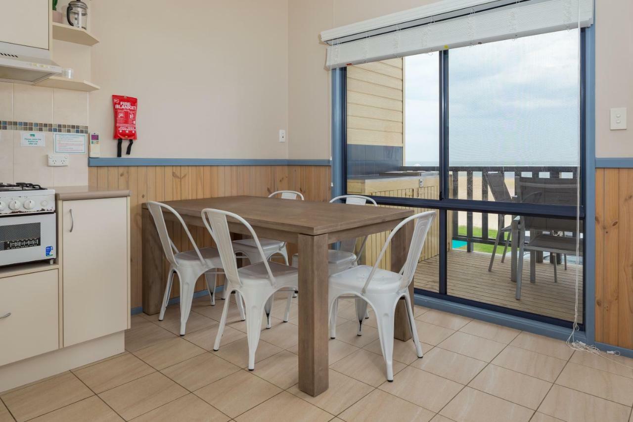 Tuross Beach Cabins & Campsites Tuross Heads Esterno foto